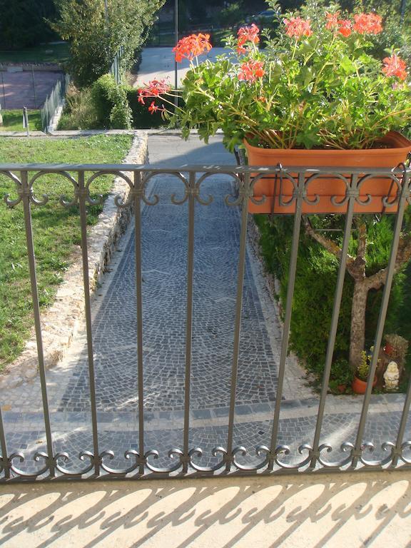 Residence Villa Valsi Santo Stefano Di Sessanio Eksteriør bilde